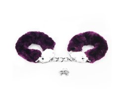 Фиолетовые металлические наручники с мехом Fetish Pleasure Фиолетовые металлические наручники с мехом Fetish Pleasure