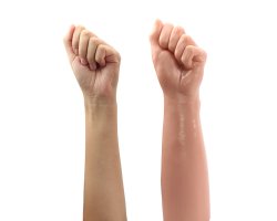 Кулак для фистинга Realistic Bitch Fist-foto5