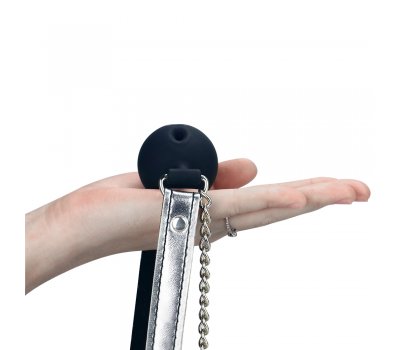 Черный кляп с зажимами для сосков Breathable Ball Gag Черный кляп с зажимами для сосков Breathable Ball Gag