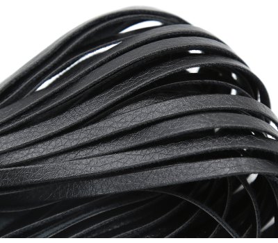 Черная плеть с серебристой рукояткой, 39 см