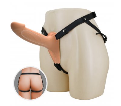Силиконовый фаллопротез на ремнях Harness Briefs Landon, телесный, 17,1 см, Ø 4,5 см